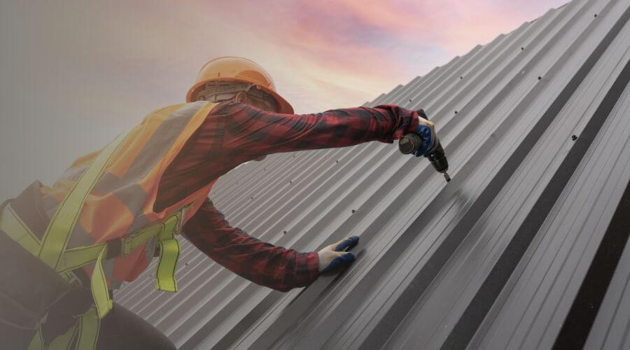 Professional gutter cleaning in Granger, WA